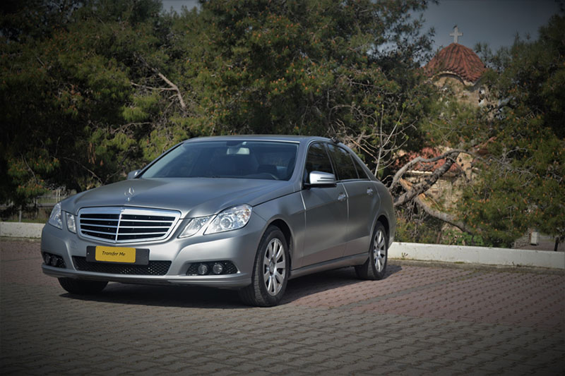 Taxi and minivan services